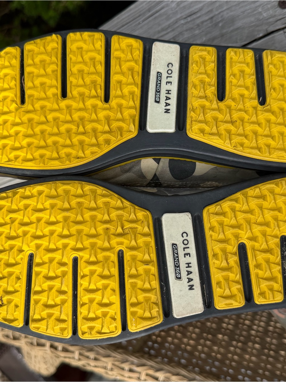 Cole Haan Camouflage Wing Oxford Golf Derby with Yellow Sole clean size 11 - Picture 9 of 9